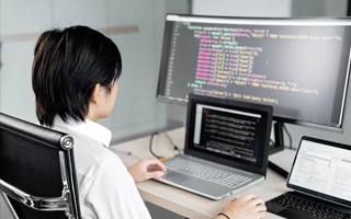宣城 ,php声明和调用变量的符号是什么？